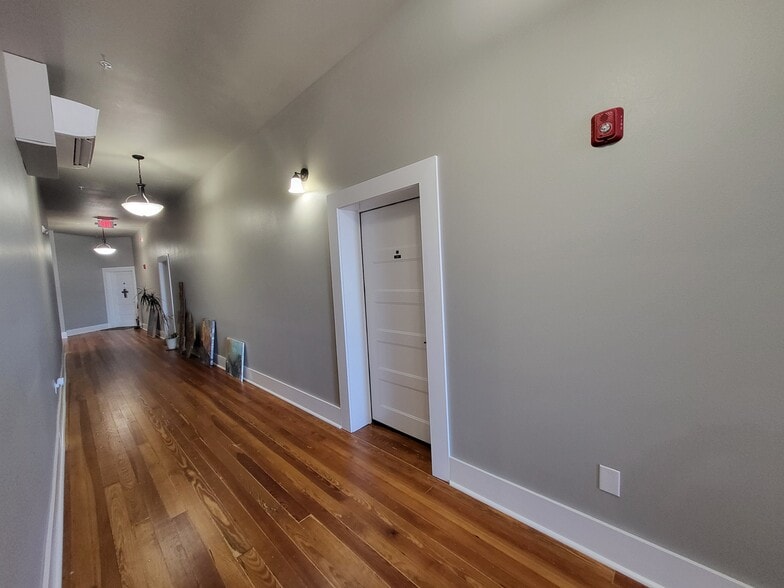 More Photos Of 223 W 3rd St, Joplin Apartments For Sale
