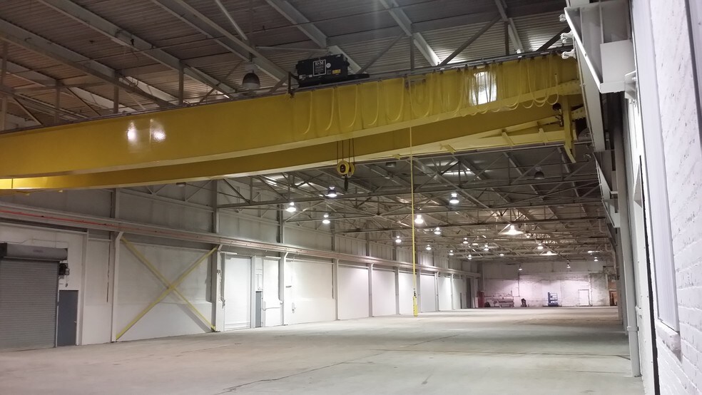 More Photos Of 200 N 8th Ave E, Newton Warehouse For Sale