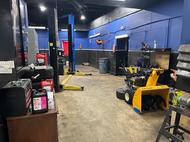 More Photos Of 296 Highland Ave, Salem Auto Repair For Sale