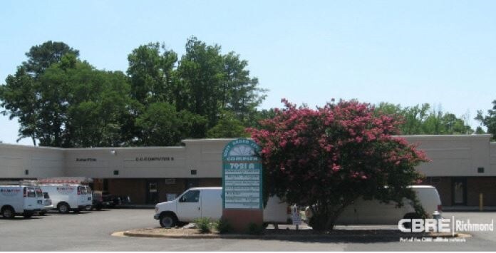 More Photos Of 7921 W Broad St, Richmond Flex For Lease
