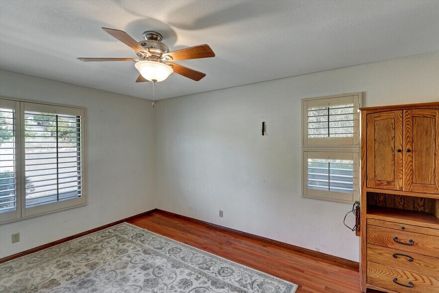 More Photos Of 784 Pomello Dr, Claremont Assisted Living For Lease