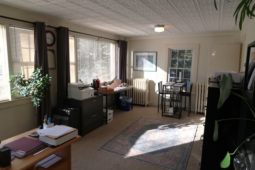 More Photos Of 74 Winthrop St, Augusta Office For Sale