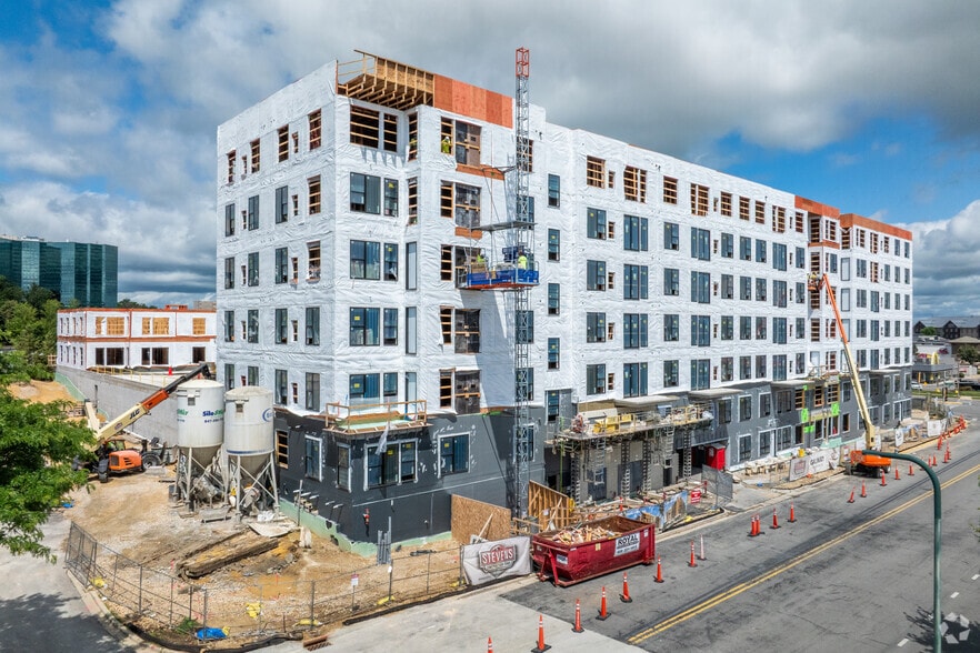 More Photos Of 8309 Greenway Blvd, Middleton Apartments For Lease