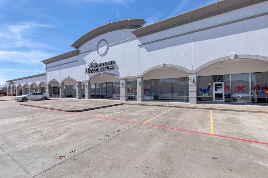 More Photos Of 2004 S Mason Rd, Katy Unknown For Lease