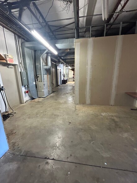 More Photos Of 775 Eastgate South Dr, Cincinnati Unknown For Lease