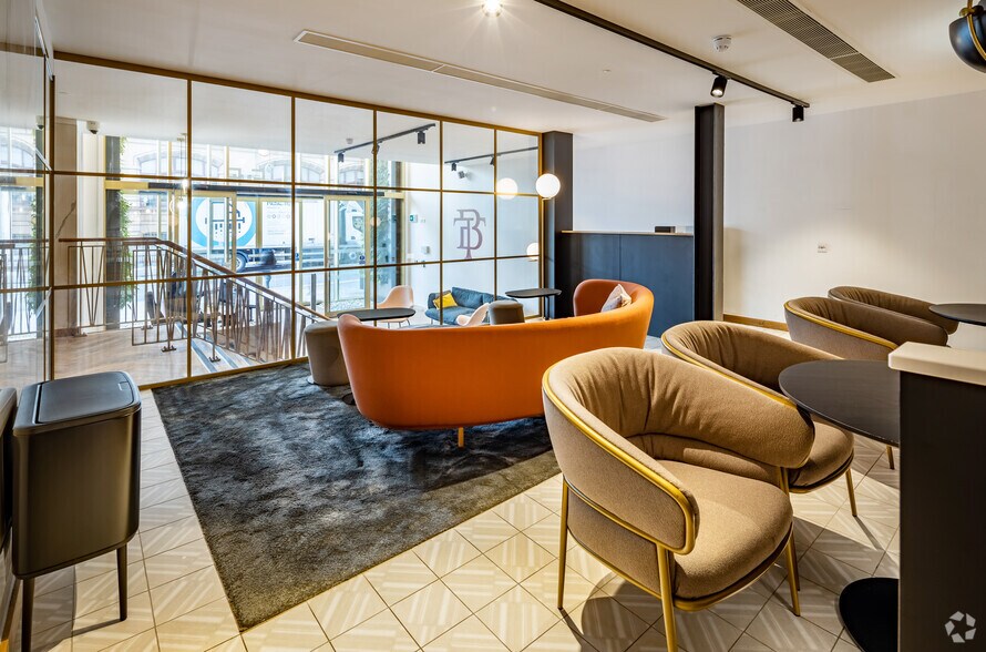 More Photos Of 56 Oxford St, Manchester Office For Lease