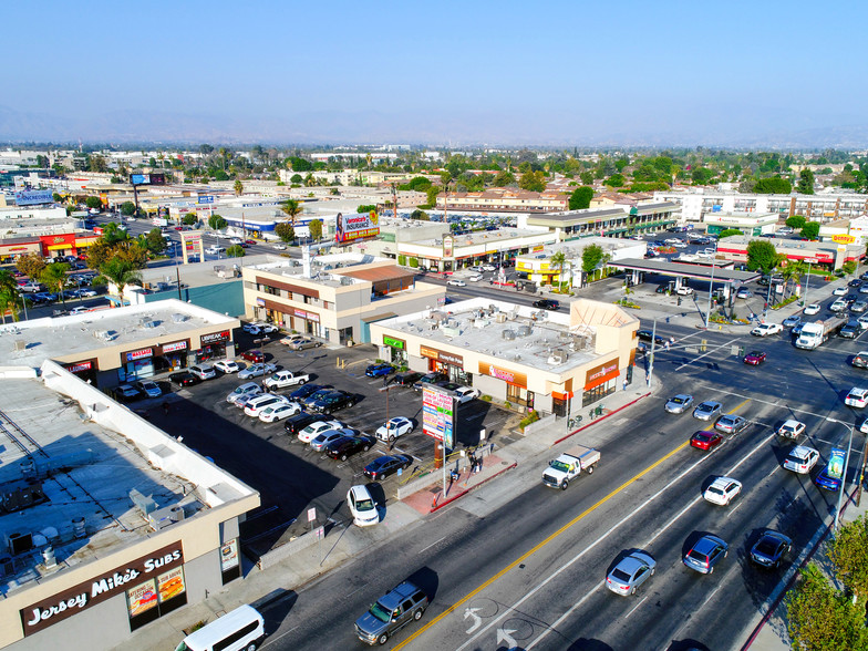 Primary Photo Of 14503-14519 Sherman Way, Van Nuys Unknown For Lease