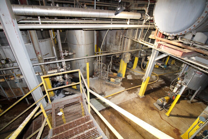More Photos Of 6059 159th St, Galva Food Processing For Sale