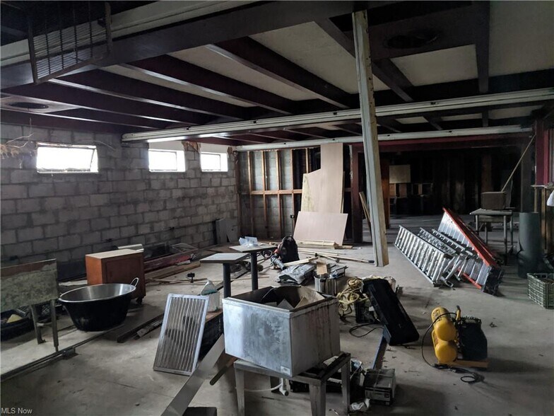 More Photos Of 367 N State St, Painesville General Retail For Sale