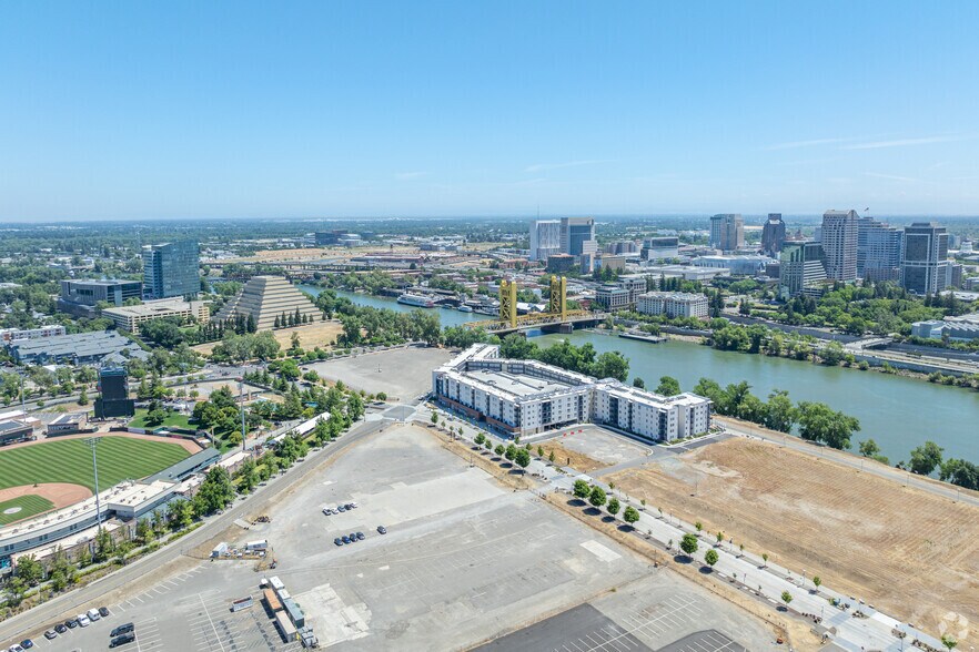 More Photos Of 805 S Riverfront St, West Sacramento Apartments For Lease