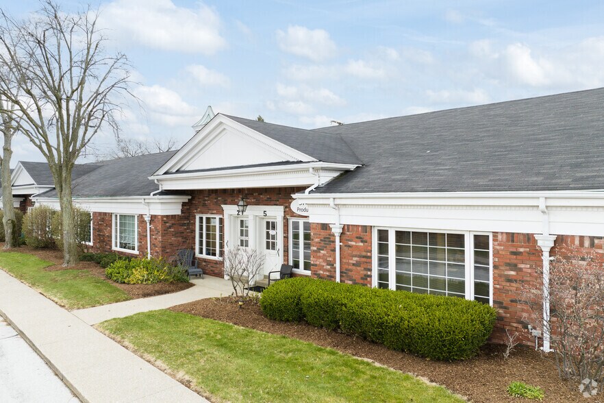 More Photos Of 5800 Monroe St, Sylvania Office For Sale