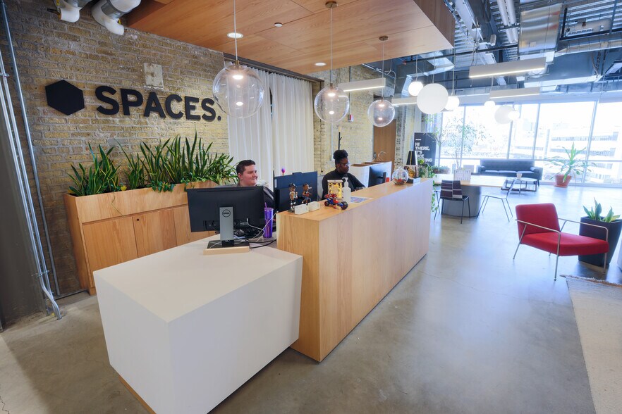 More Photos Of 1433 N Water St, Milwaukee Coworking Space