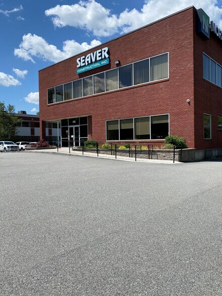 More Photos Of 215 Lexington St, Woburn Office For Lease