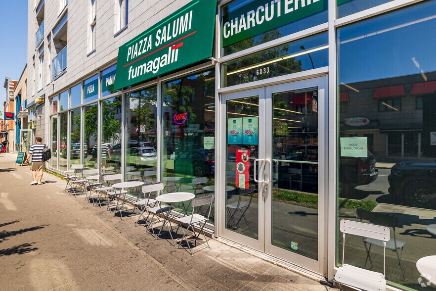 More Photos Of 6833-6835 Boul Saint-Laurent, Montréal Storefront Retail Office For Sale