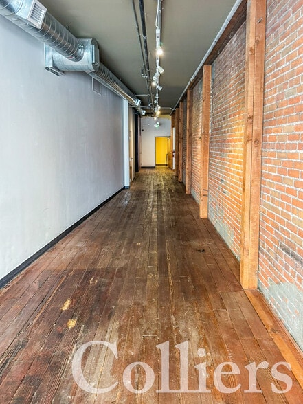 More Photos Of 521 S 8th St, Boise Storefront Retail Office For Lease