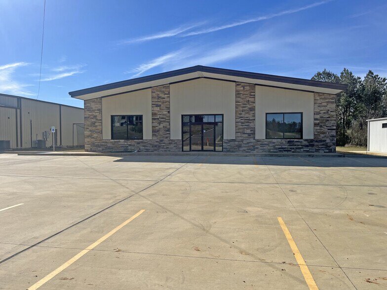 More Photos Of 1800 E Kentucky Ave, Ruston Warehouse For Lease