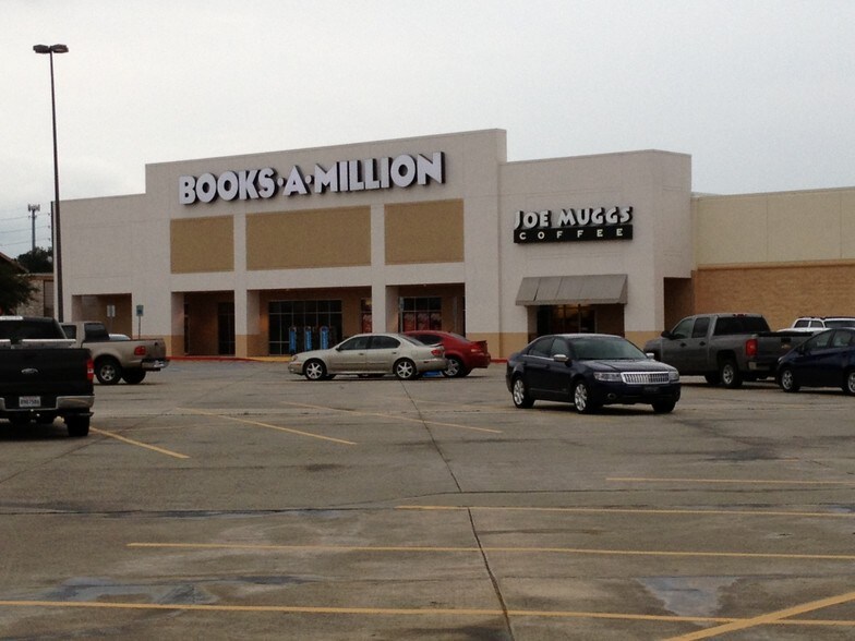 More Photos Of 1539 Martin Luther King Jr Blvd, Houma Freestanding For Lease