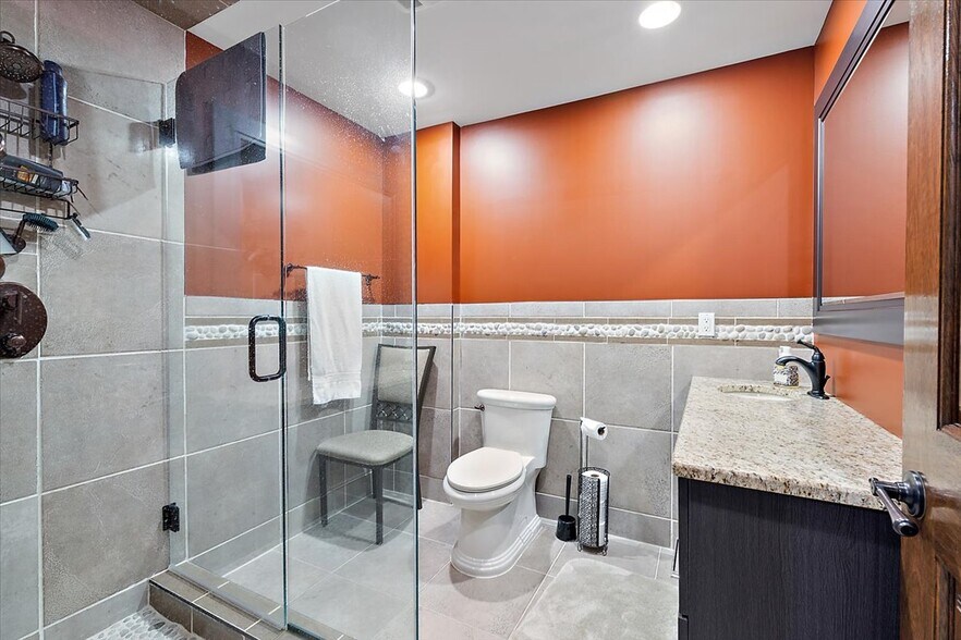 More Photos Of 1330 Oxford Rd, Bloomfield Hills Specialty For Sale