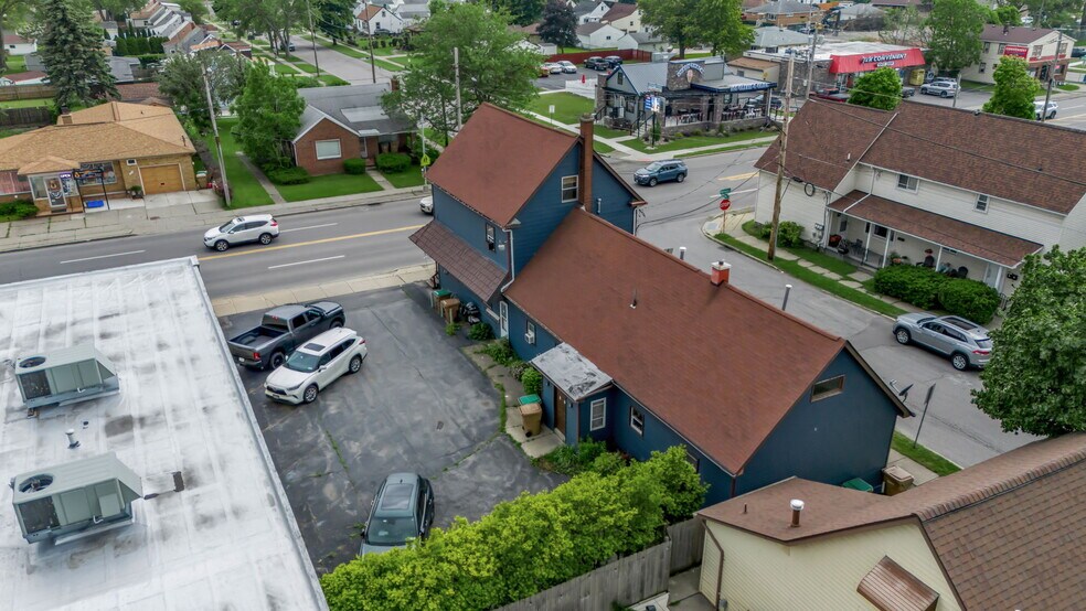 More Photos Of 2388 William St, Buffalo Apartments For Sale