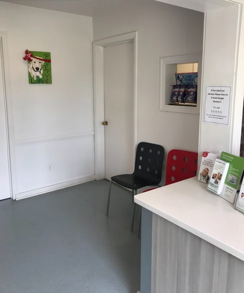 More Photos Of 44 N 800 W, Salt Lake City Veterinarian Kennel For Sale