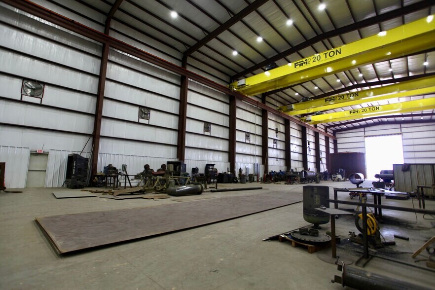 More Photos Of 7401 County 1210 rd, Midland Warehouse For Sale