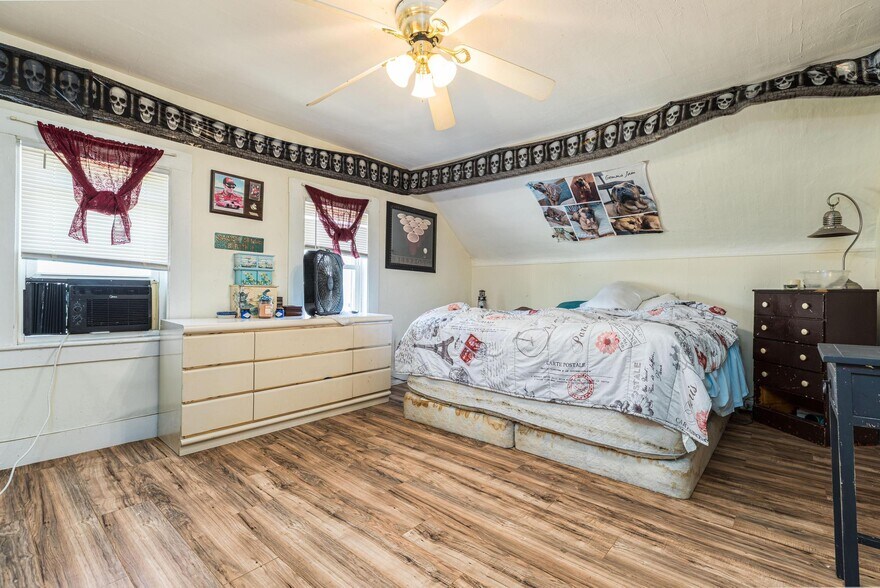 More Photos Of 17 Winter St, Rochester Apartments For Sale