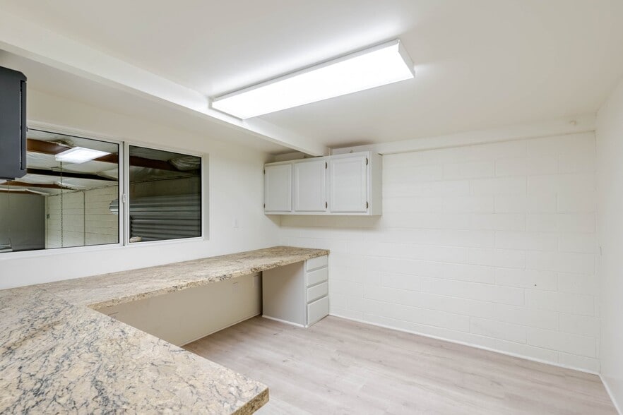 More Photos Of 12455 Branford St, Pacoima Warehouse For Sale