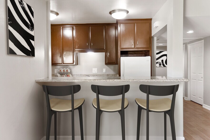 More Photos Of 5055 73rd St, San Diego Apartments For Sale