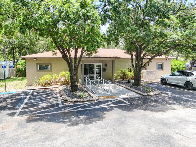 More Photos Of , Fort Lauderdale Office For Sale