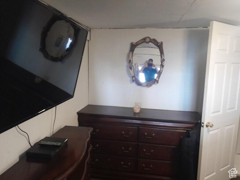 More Photos Of 22 Main st, Duchesne Office Residential For Sale