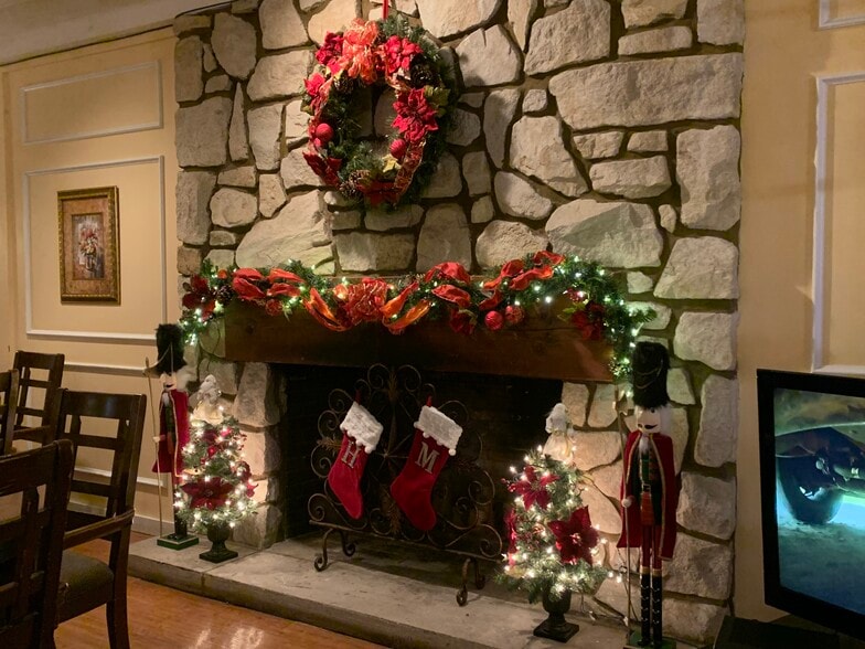 More Photos Of 4220 Saw Mill Run Blvd, Pittsburgh Assisted Living For Sale