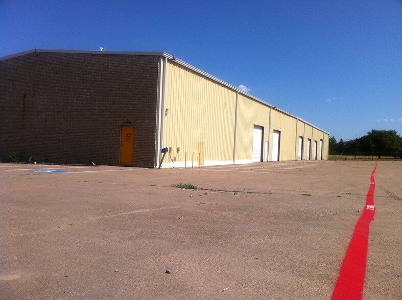 More Photos Of 3146 Springfield Ave, Lancaster Manufacturing For Lease