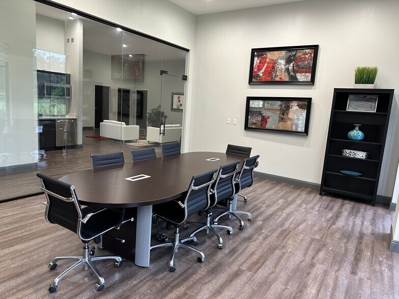 More Photos Of 952 International Pky, Lake Mary Office Residential For Lease