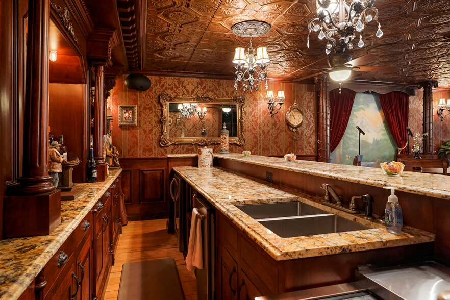 More Photos Of , Highlands Ranch Specialty For Sale