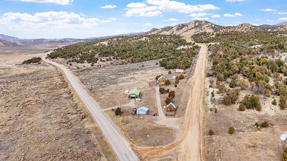 More Photos Of 41 County Road 9, Meeker Specialty For Sale