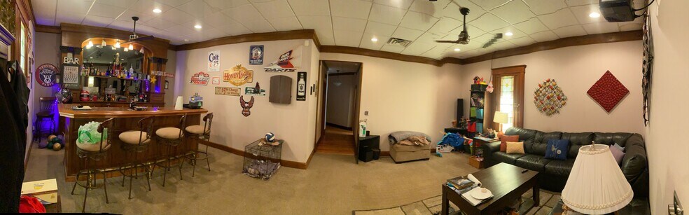 More Photos Of 110 W Walnut St, Kokomo Office For Lease