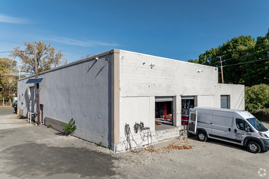 More Photos Of 310-316 Colfax Ave, Clifton Warehouse For Sale