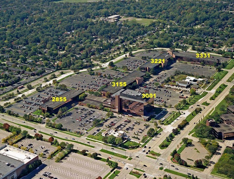 More Photos Of 3155 W Big Beaver Rd, Troy Unknown For Lease