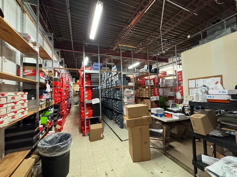 More Photos Of 3620 Belmont Ave, Youngstown Freestanding For Sale