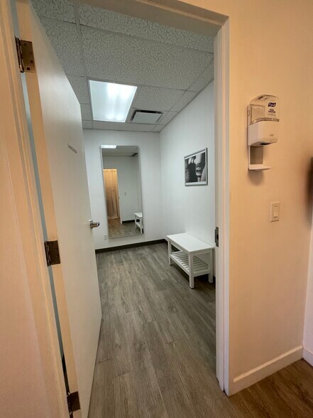 More Photos Of 12110 40th St SE, Calgary Warehouse For Sale