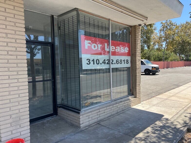 More Photos Of 14133-14145 Lambert Rd, Whittier Freestanding For Lease