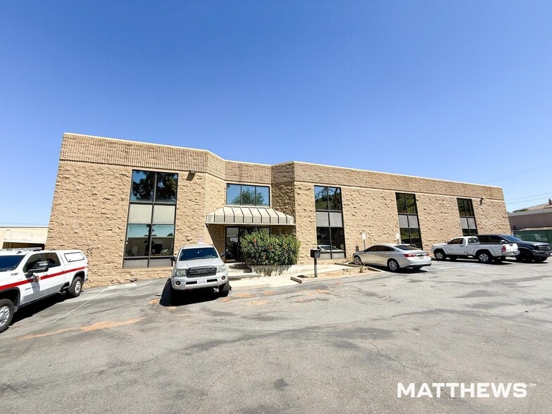 More Photos Of 11491 Woodside Ave, Santee Research And Development For Lease