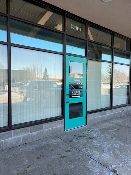 More Photos Of 3120 Denali St, Anchorage Freestanding For Lease