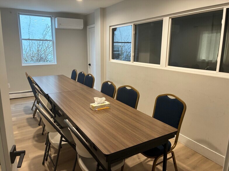 More Photos Of 129 Montgomery Ave, Bala Cynwyd Freestanding For Sale