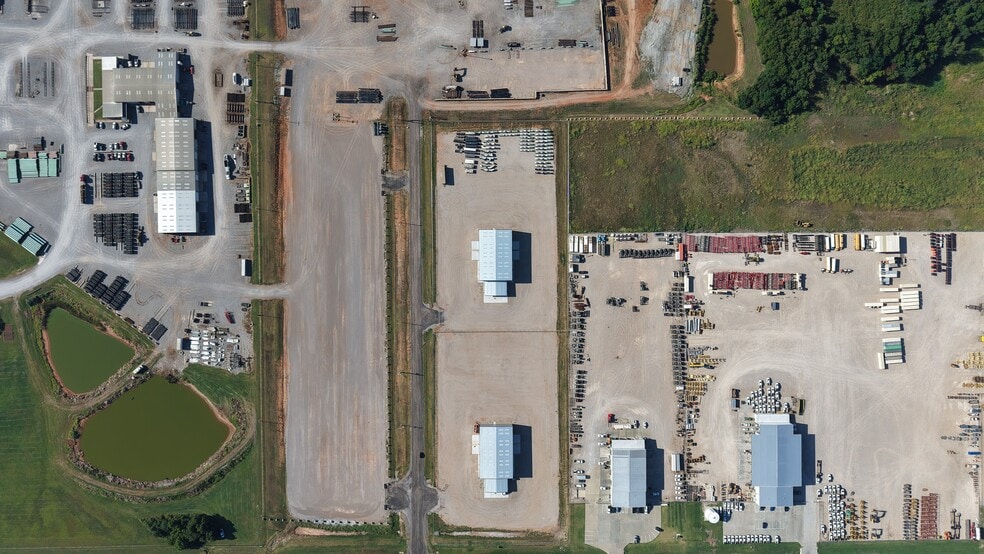 More Photos Of 3465 Allan Industrial Dr, El Reno Warehouse For Lease