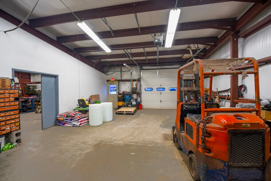 More Photos Of 193 Dix Ave, Glens Falls Freestanding For Sale