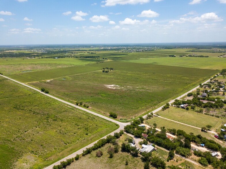 More Photos Of 0 Becker Lane, Del Valle Land For Sale
