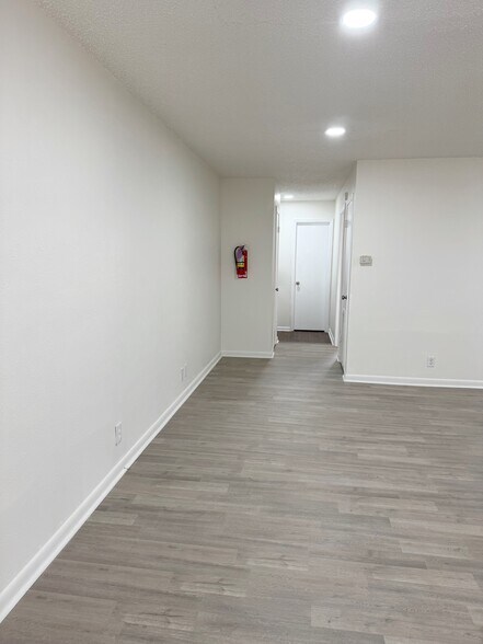 More Photos Of 2626 Calder Ave, Beaumont Medical For Lease