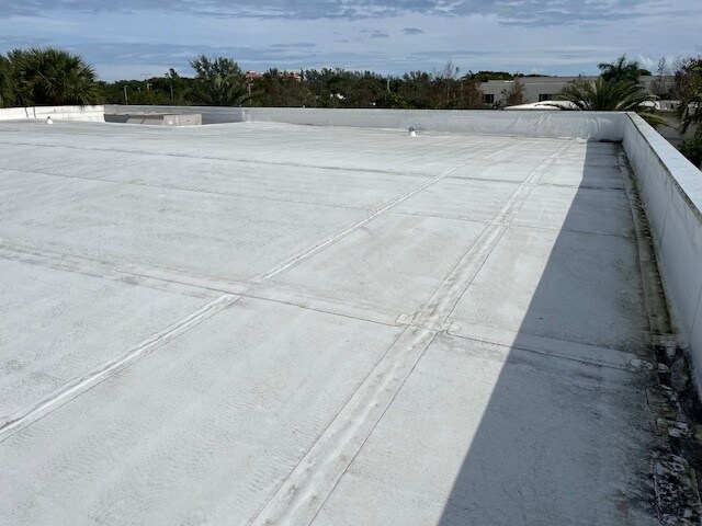 More Photos Of 3325 W Hillsboro Blvd, Deerfield Beach Bank For Lease