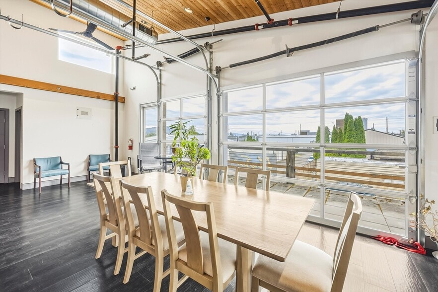 More Photos Of 1600 Carolina St, Bellingham Industrial For Sale